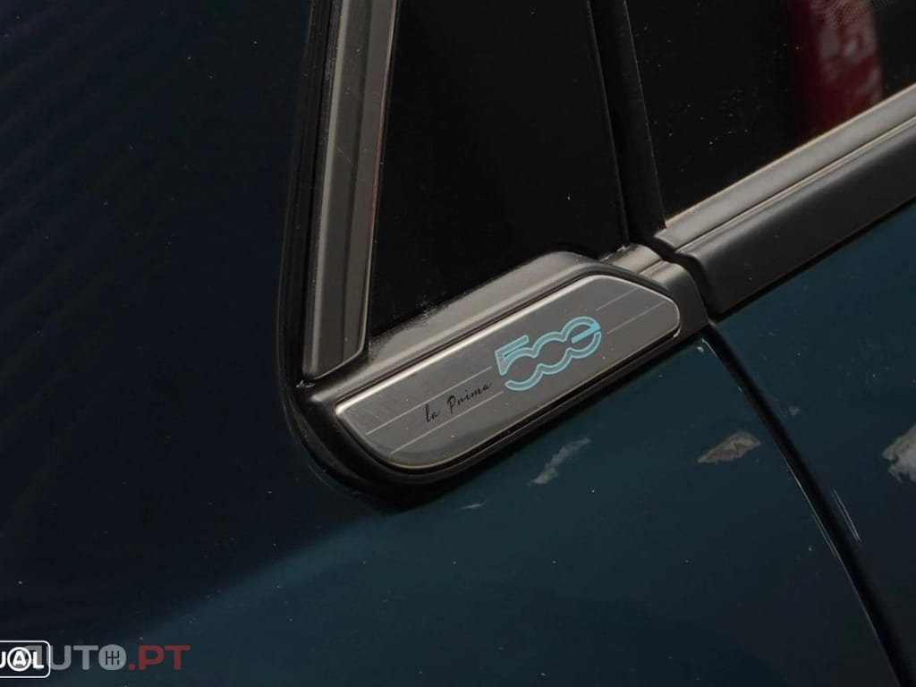 Fiat 500e La Prima
