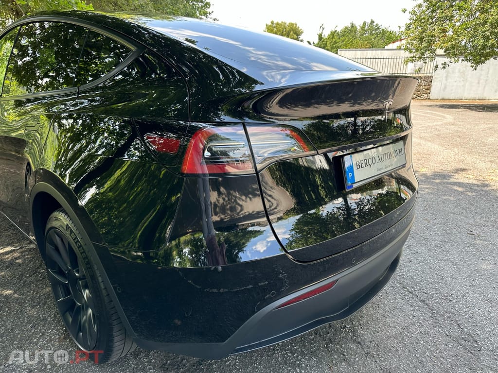 Tesla Model Y Long Range Tração Integral