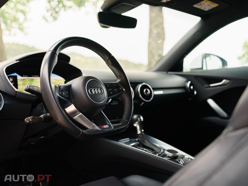 Audi TT QUATTRO