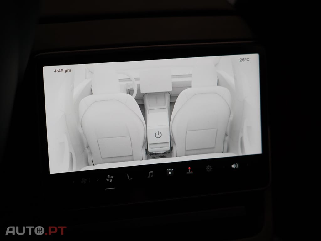 Tesla Model 3 Tração Traseira