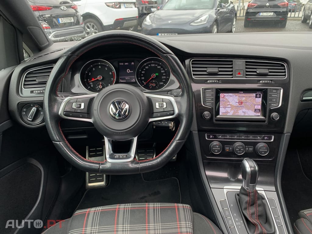 Volkswagen Golf 2.0 TSi GTi DSG Performance