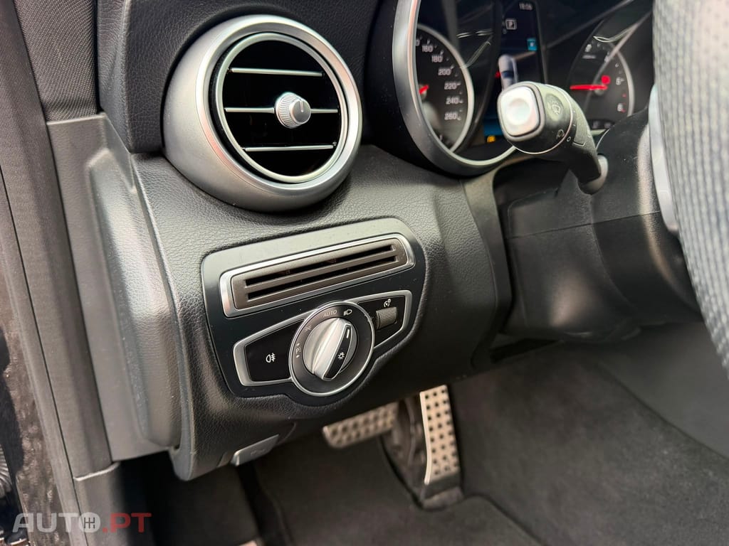 Mercedes-Benz C 220 d AMG Line