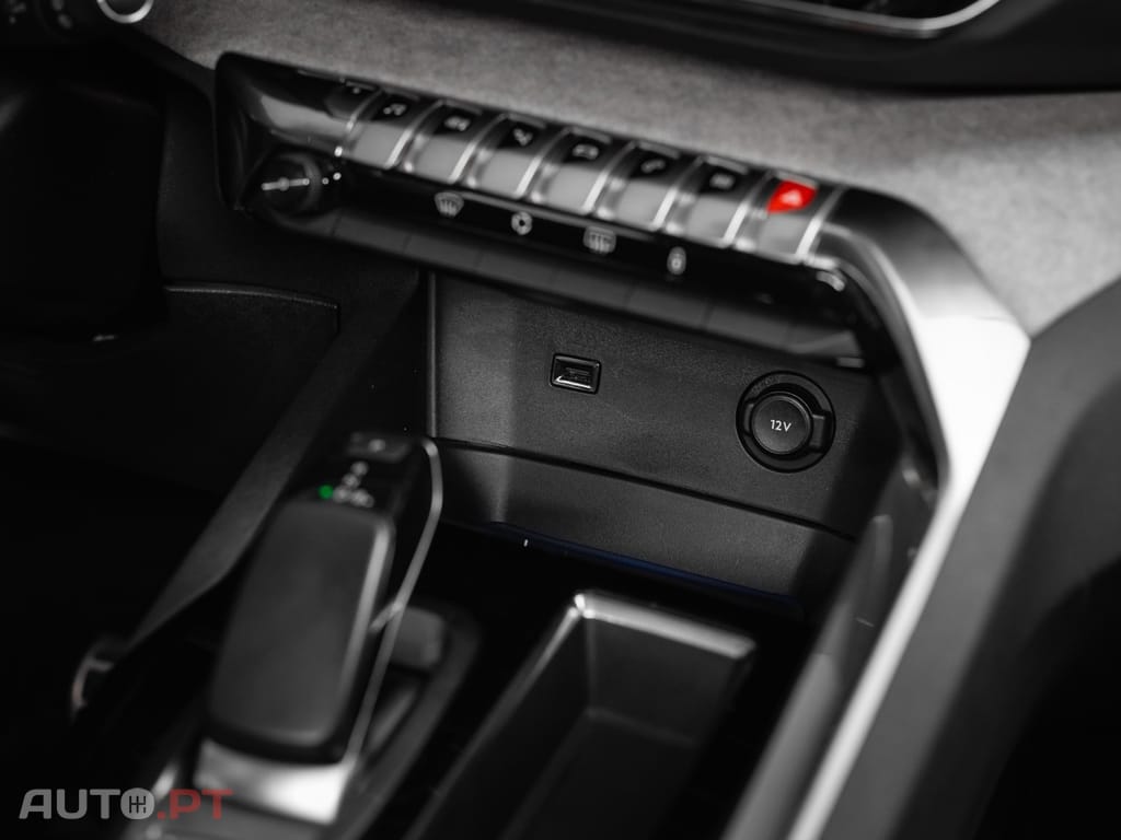 Peugeot 3008 1.6 Hybrid GT Pack e-EAT8