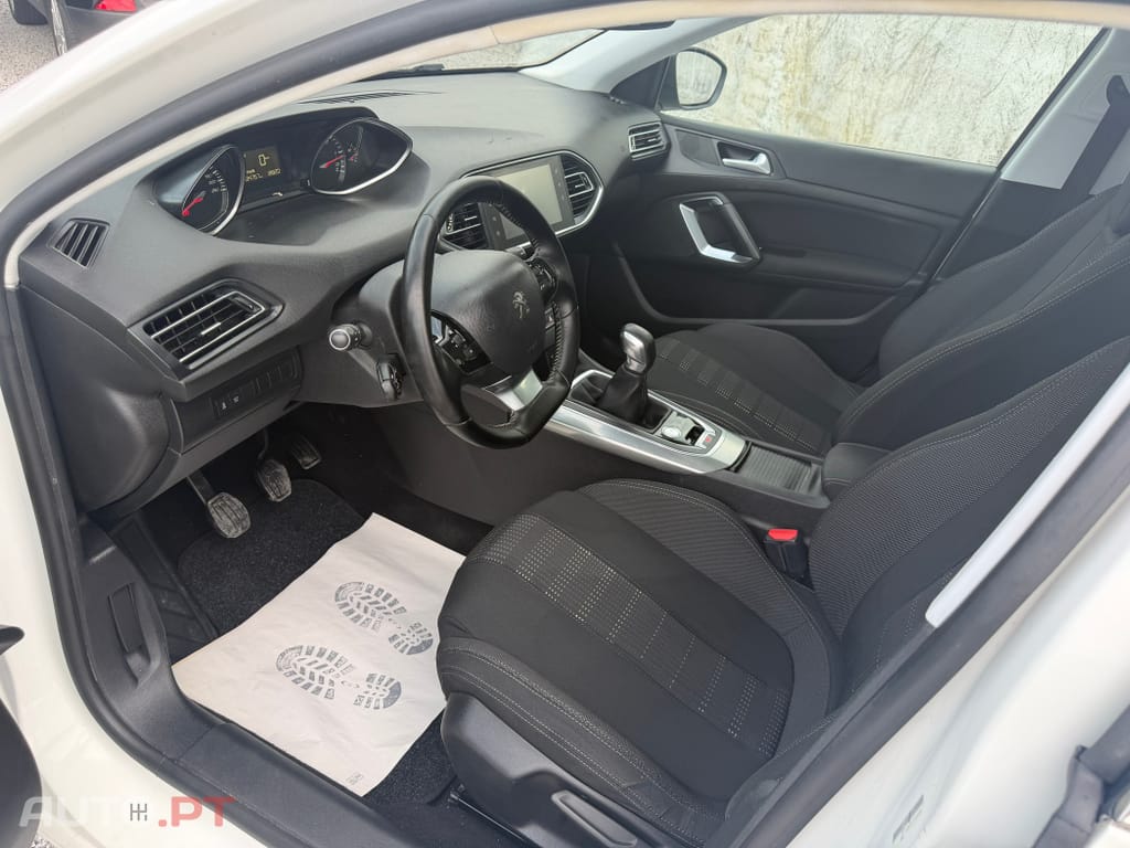 Peugeot 308 1.6 BlueHDi Allure