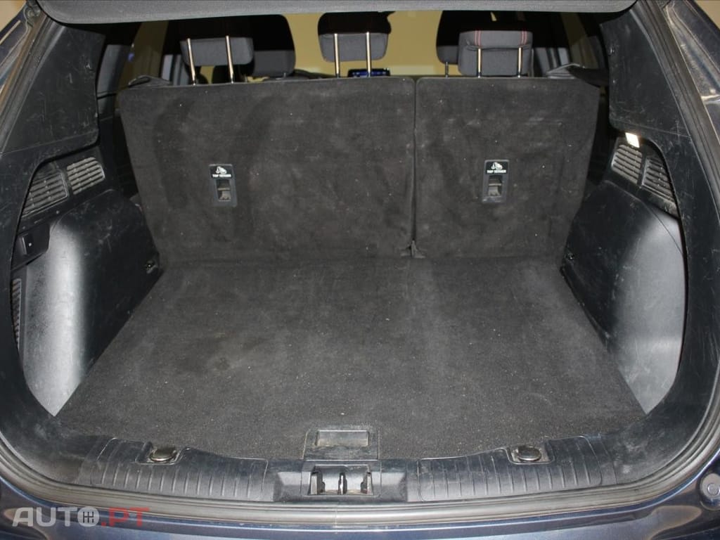 Ford Kuga 2.5 FHEV ST-Line