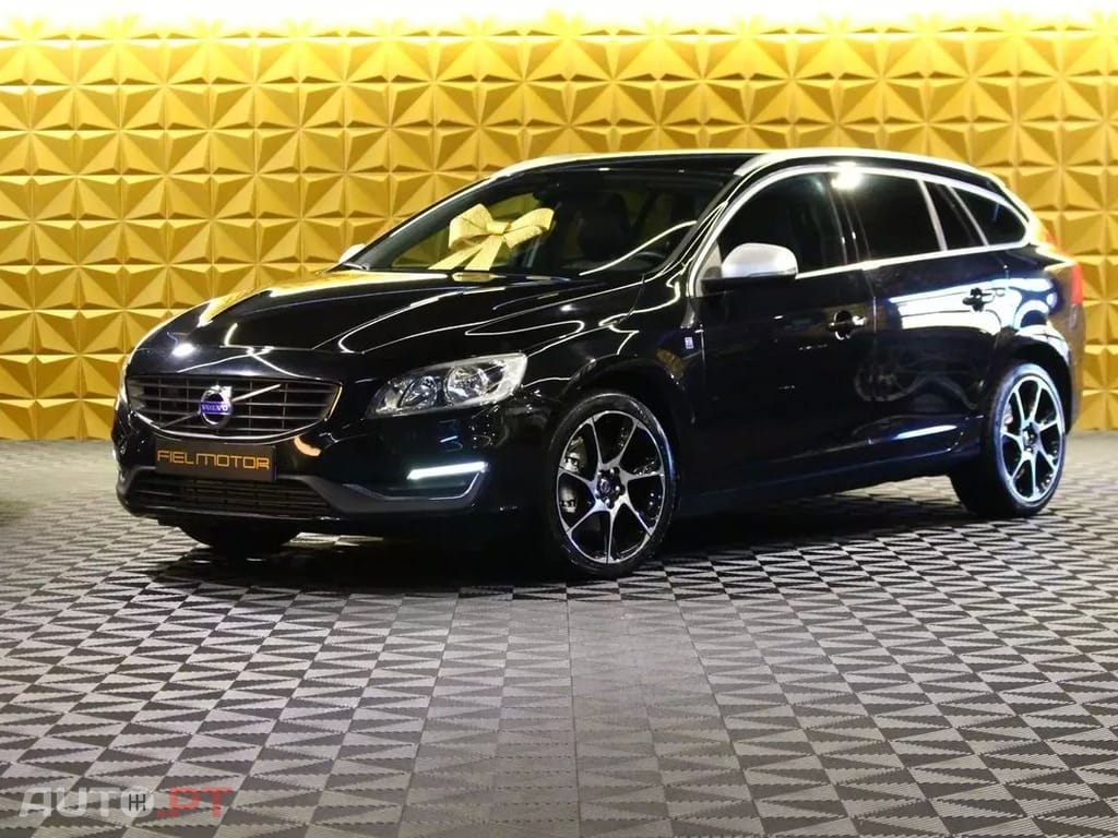 Volvo V60 2.0 D2 Momentum Drive