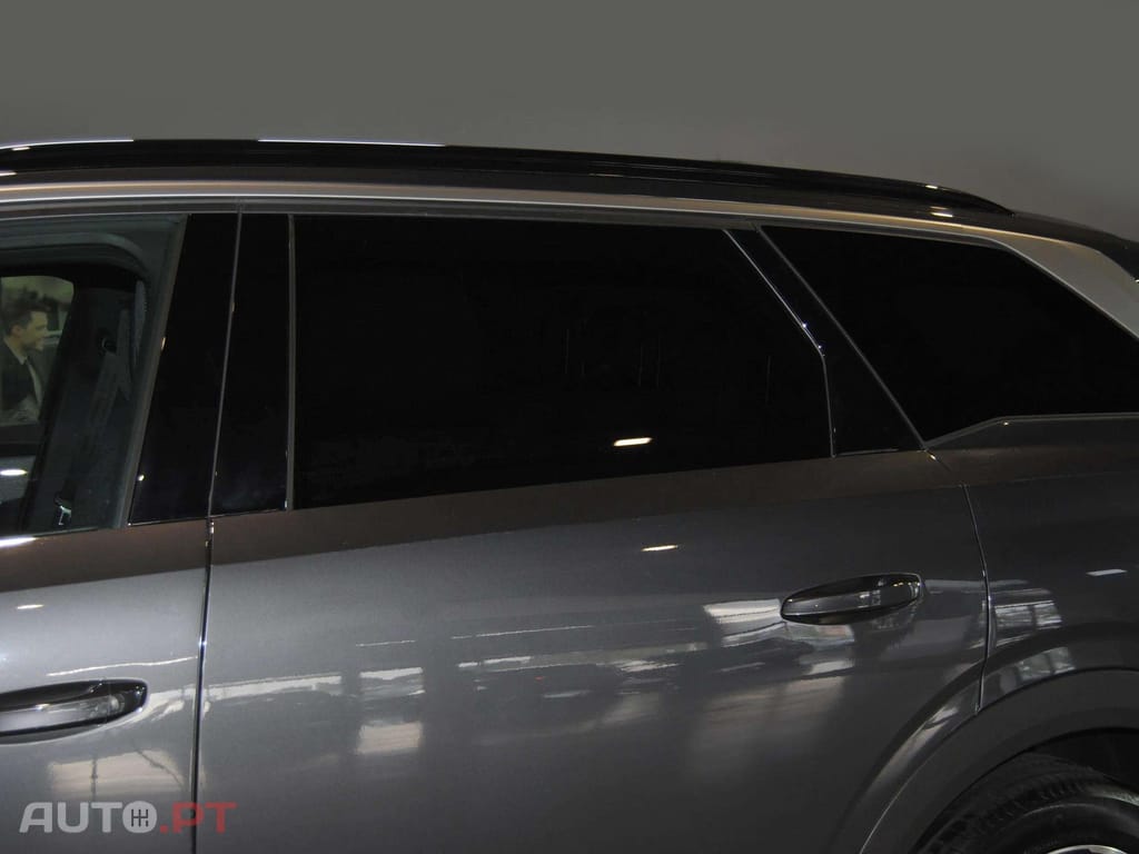 Peugeot 5008 1.2 Hybrid Allure e-DCS6