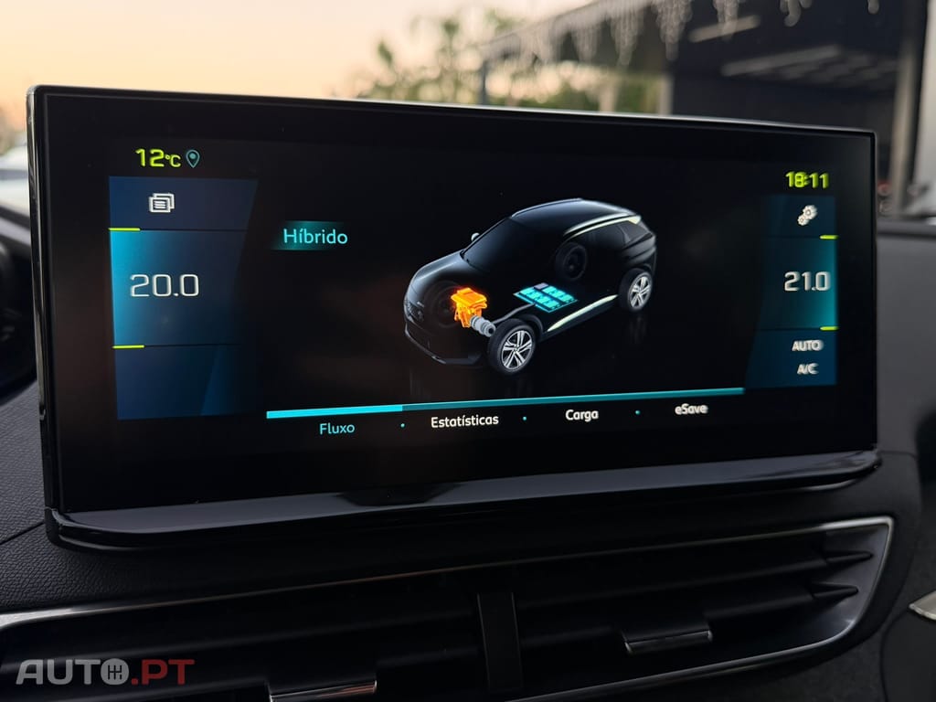 Peugeot 3008 1.6 Hybrid Allure e-EAT8