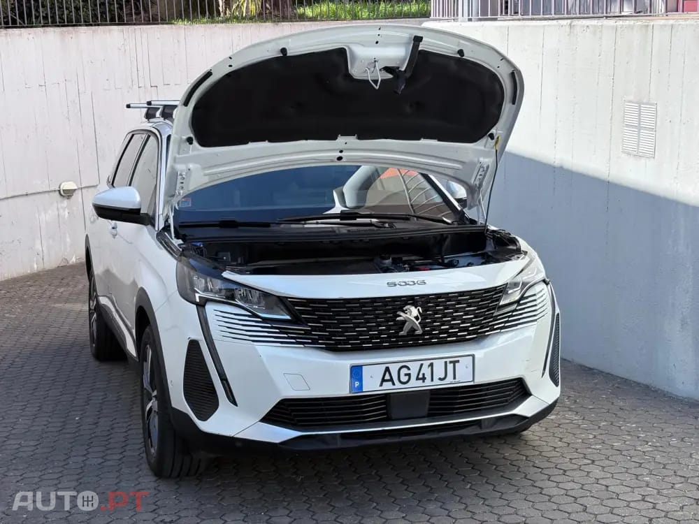 Peugeot 5008 1.2 PureTech Allure EAT8