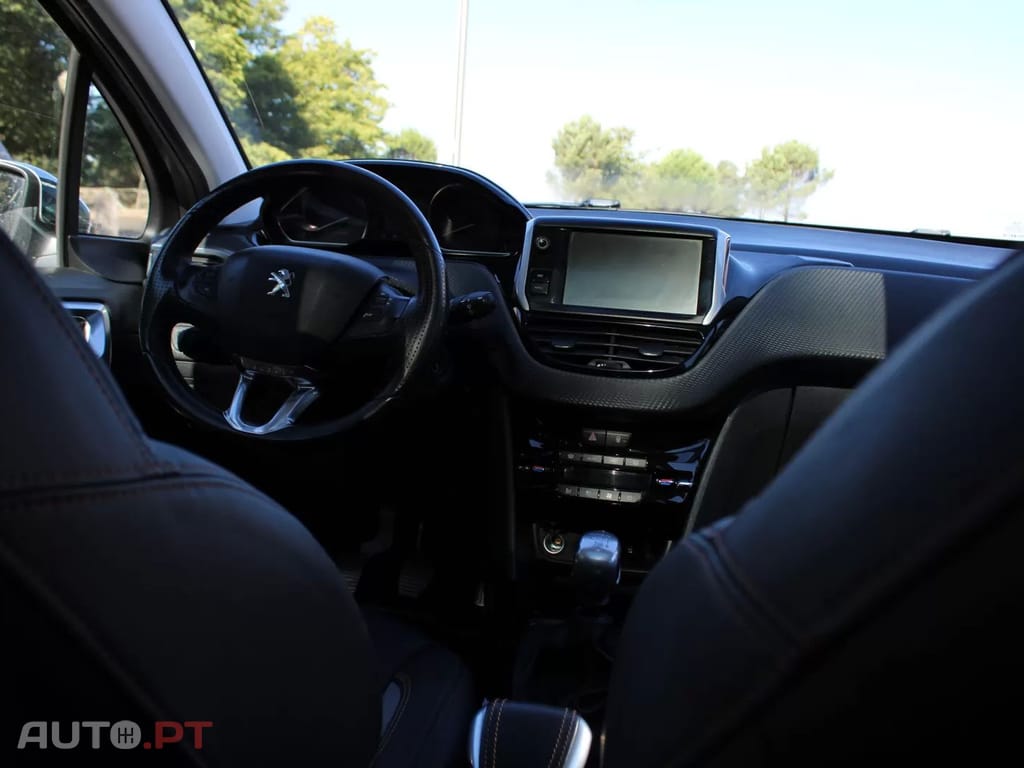 Peugeot 2008 Crossway