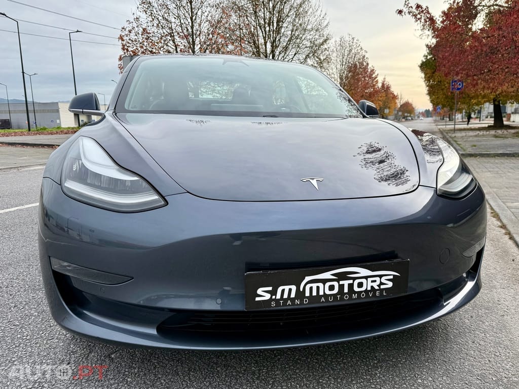 Tesla Model 3 Long-Range Dual Motor AWD