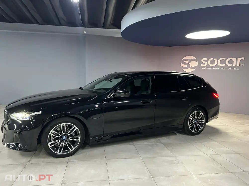 BMW 530 e Pack Desportivo M