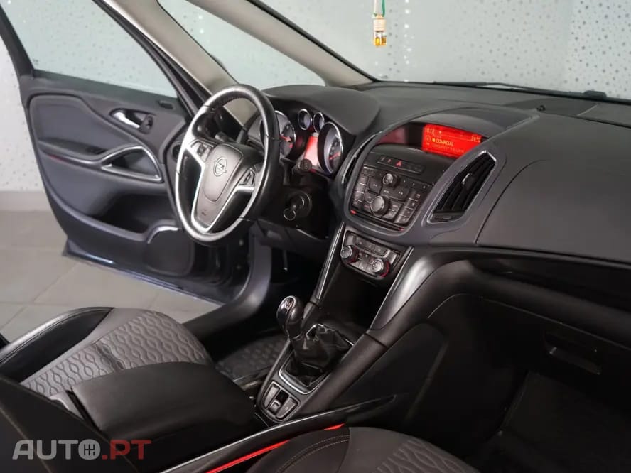 Opel Zafira 2.0 CDTI Cosmo