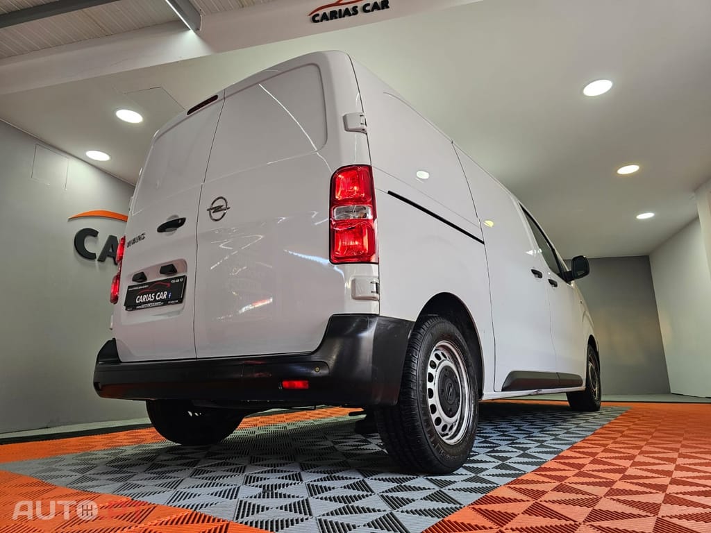Opel Vivaro 1.5 CDTi L1H1 Essentia