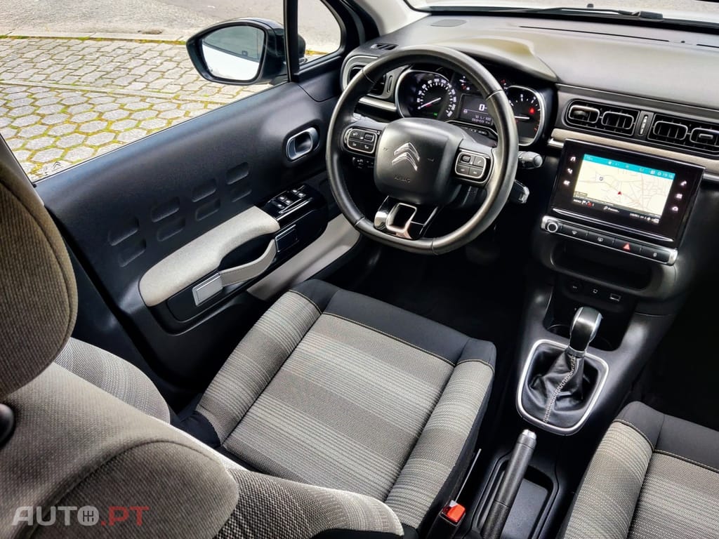Citroen C3 1.2 PureTech Shine EAT6