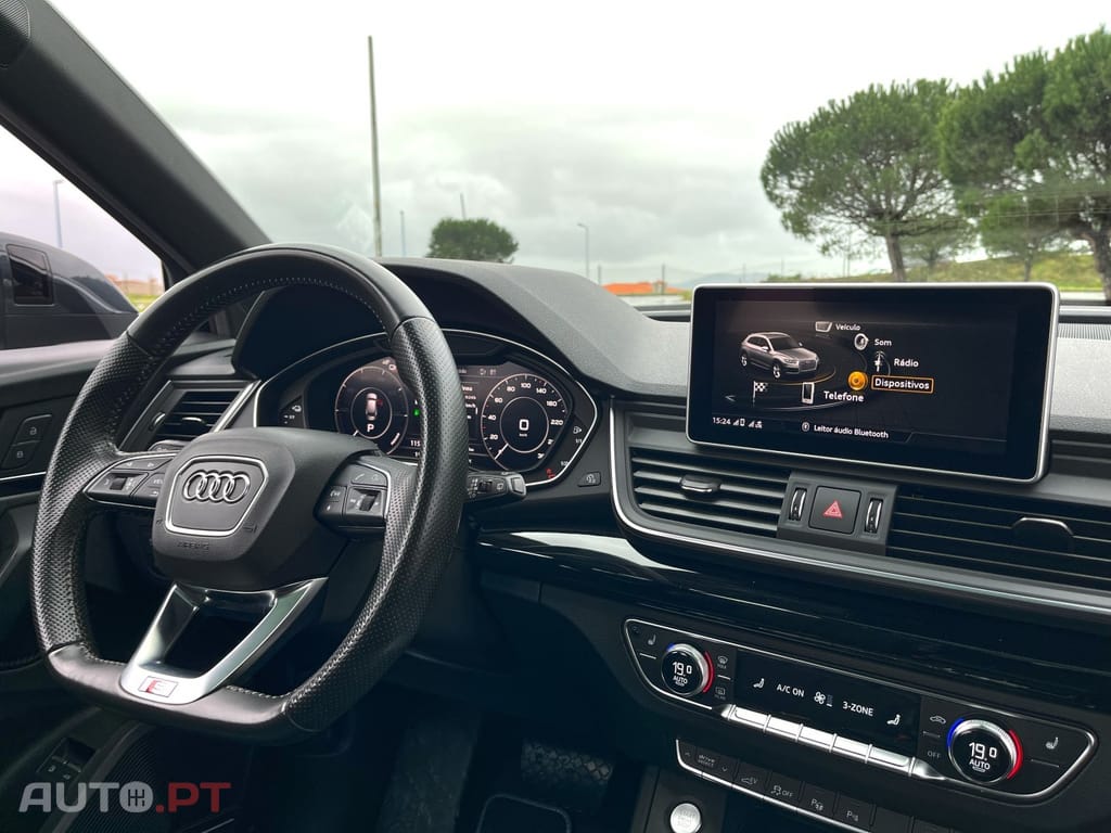 Audi Q5 50 TFSI e quattro S tronic sport