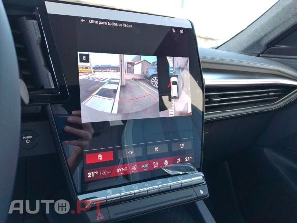 Renault Scénic E-Tech 100% elétrico 220cv iconic