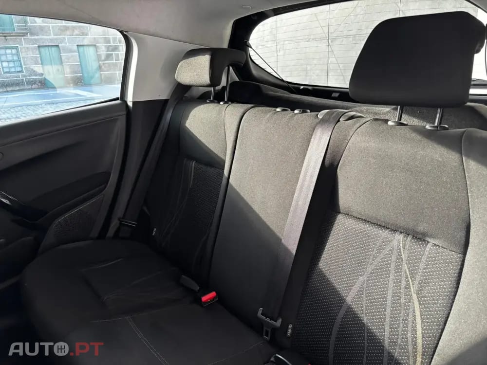 Peugeot 208 1.2 VTi Access