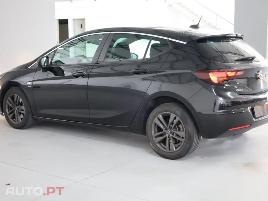 Opel Astra 1.7 CDTI Executive Start/Stop