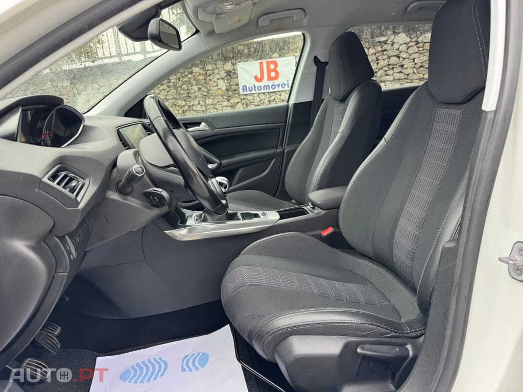 Peugeot 308 SW 1.6 BlueHDi Allure J17