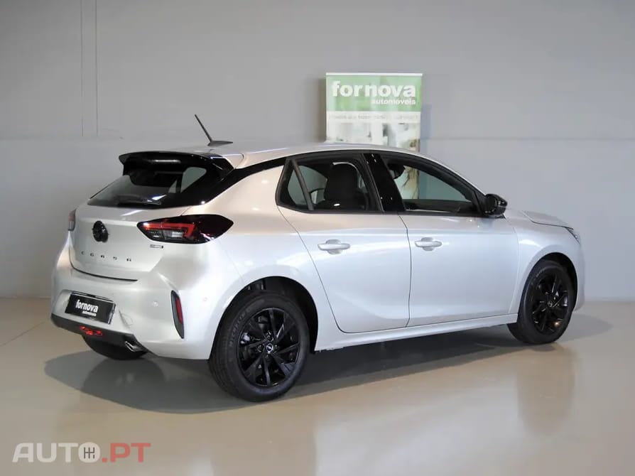 Opel Corsa 1.2 HYBRID GS eDCT