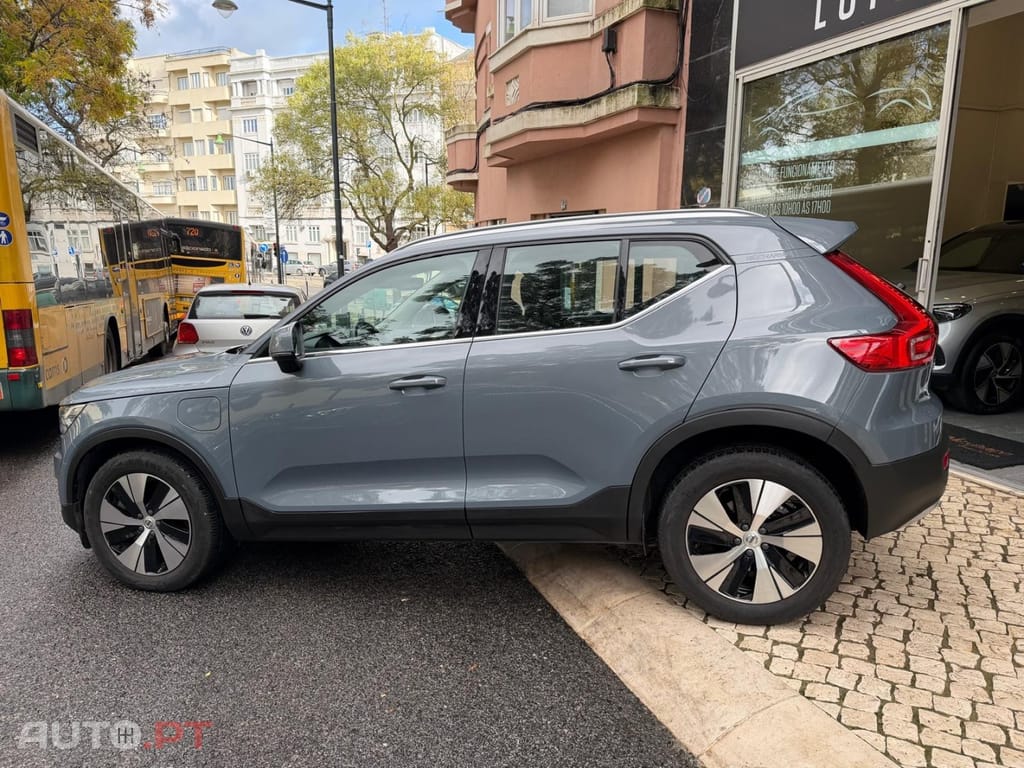 Volvo XC40 T5 Recharge DKG Essential