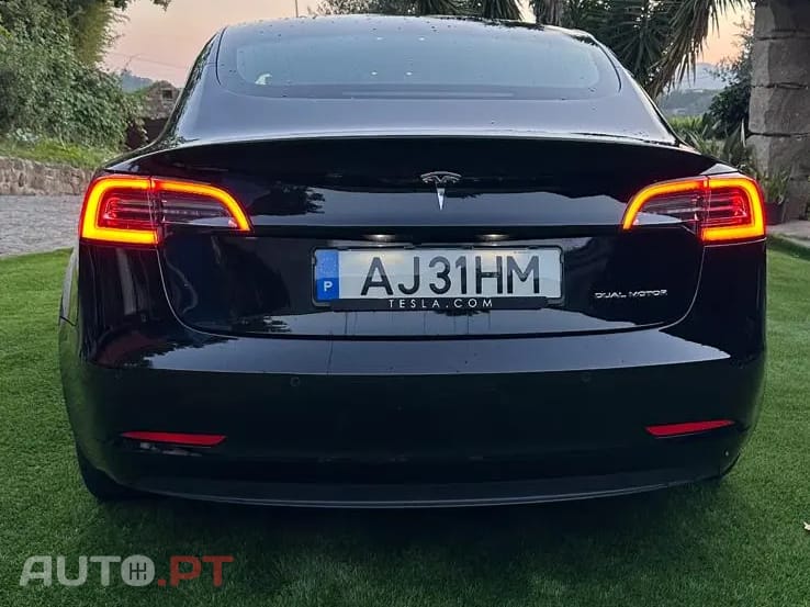 Tesla Model 3 Long Range AWD Dual Motor