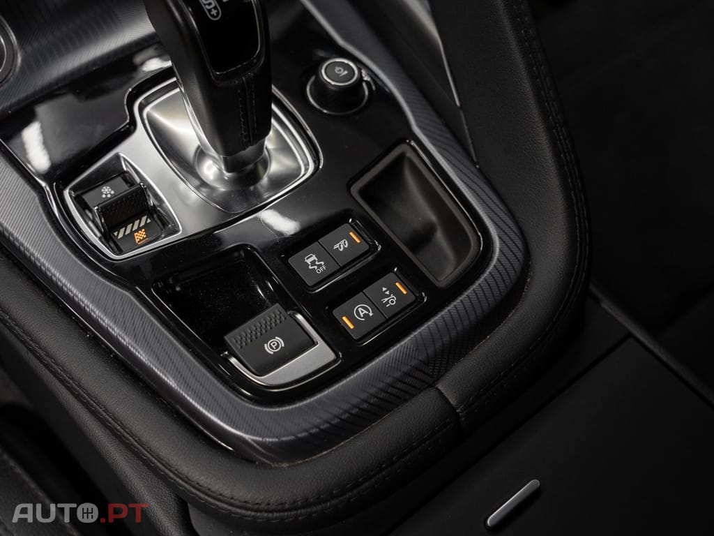 Jaguar F-Type 2.0 i4 R-Dynamic Black
