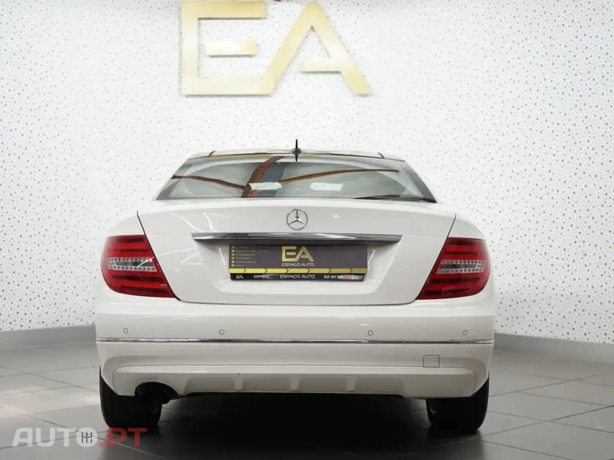 Mercedes-Benz C 180 BlueEFFICIENCY 7G-TRONIC