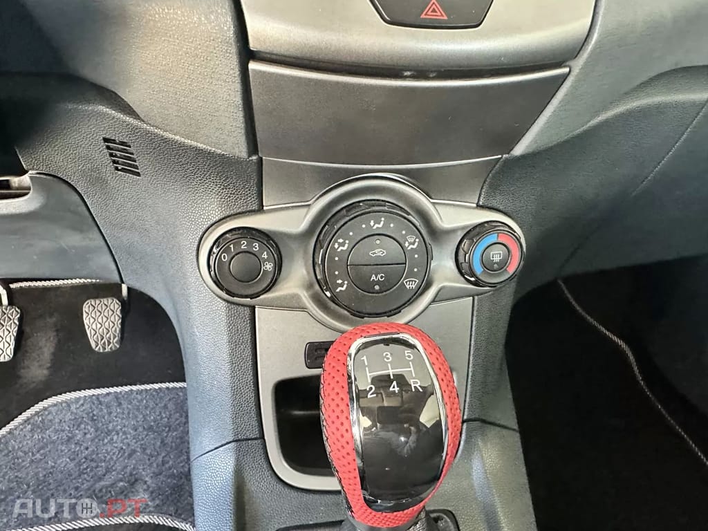 Ford Fiesta VI 1.4 TDCI 68CV NACIONAL
