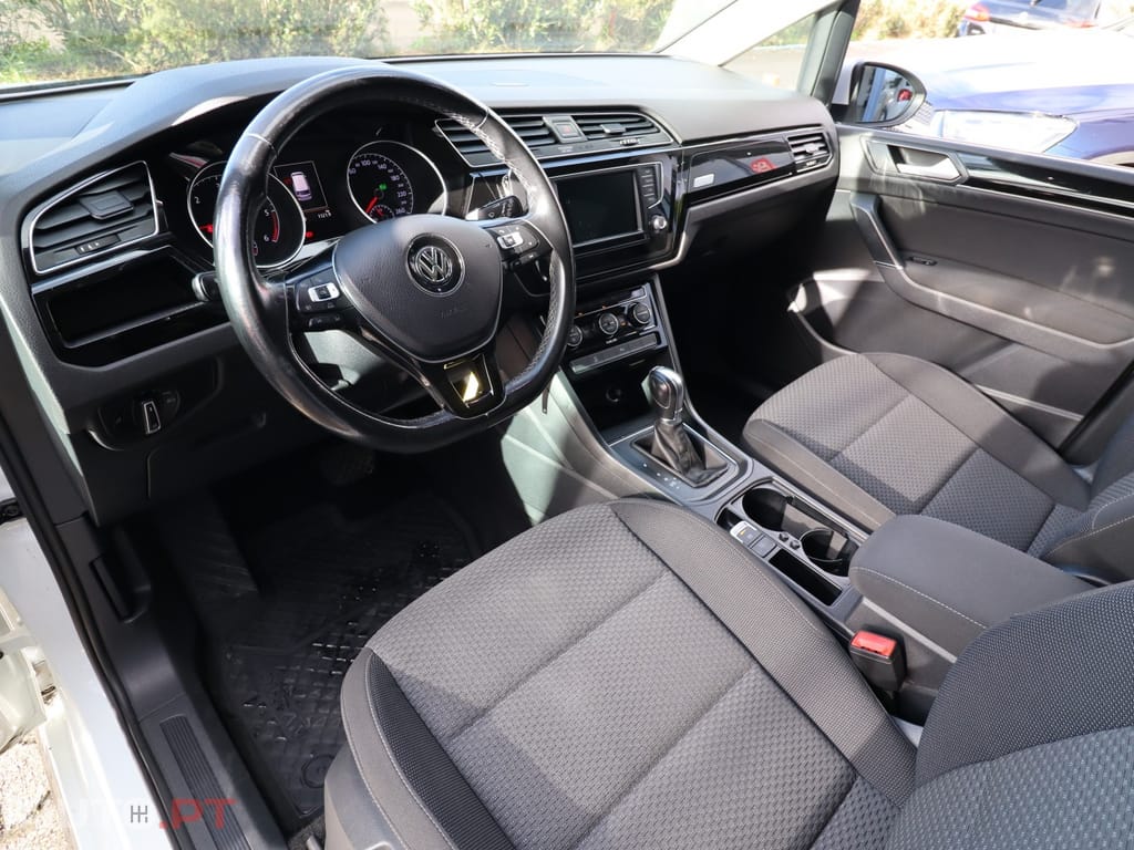 Volkswagen Touran R Line DSG