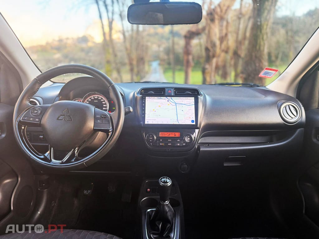 Mitsubishi Space Star 1.2 Intense Connect Edition