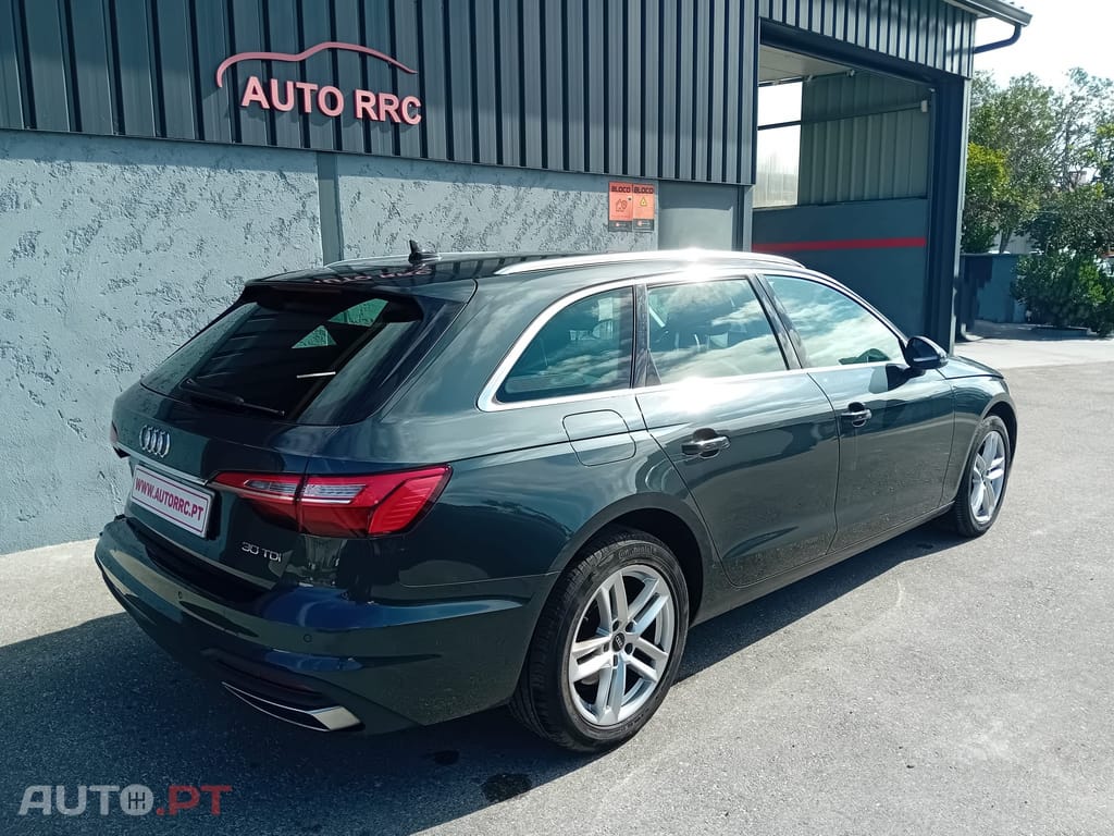 Audi A4 Avant 30 tdi S Tronic - Nacional