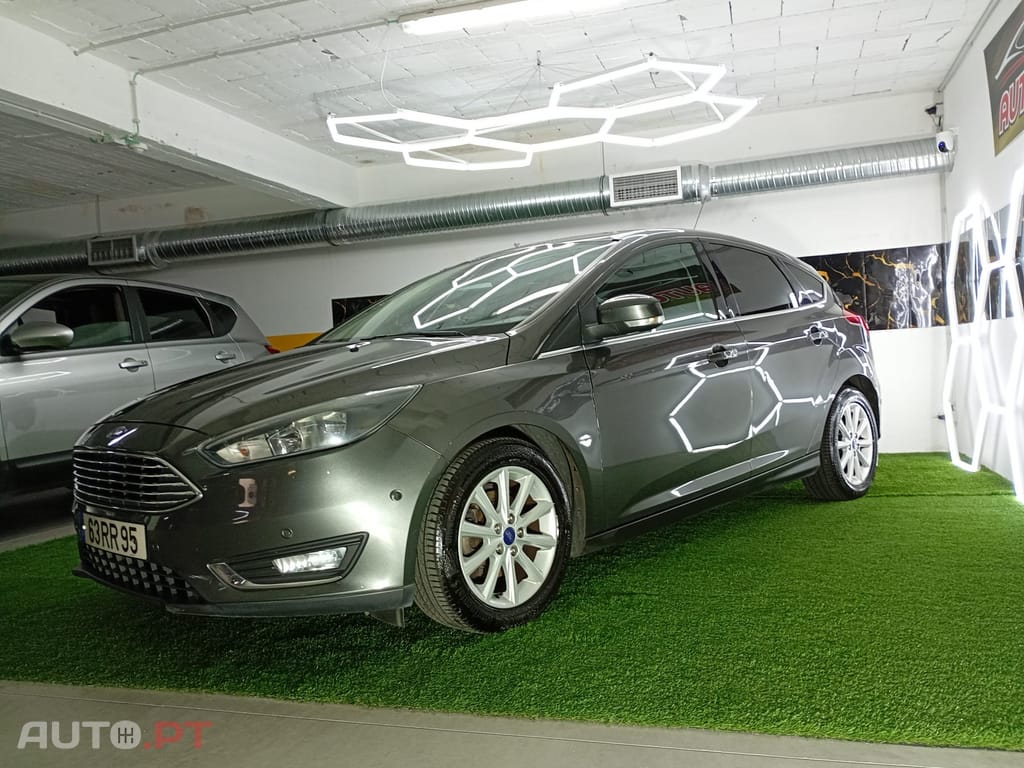 Ford Focus 1.0 SCTi ST-Line