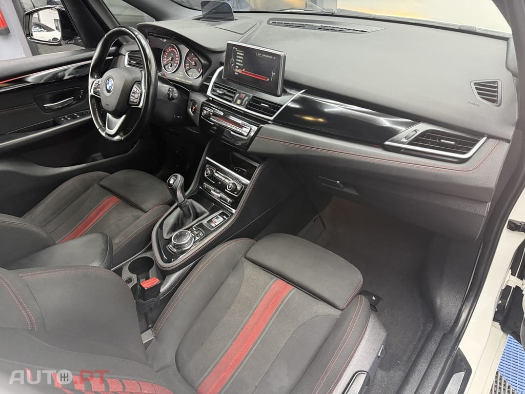 BMW 216 d Line Sport