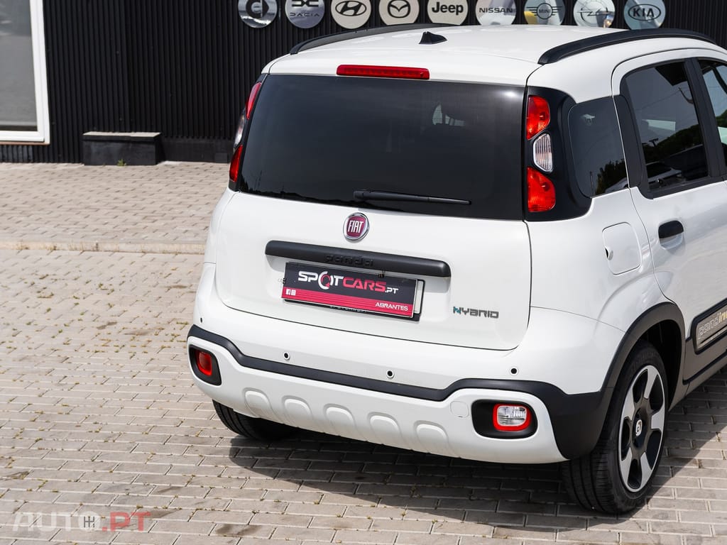 Fiat Panda Pandina 1.0 Hybrid Icon