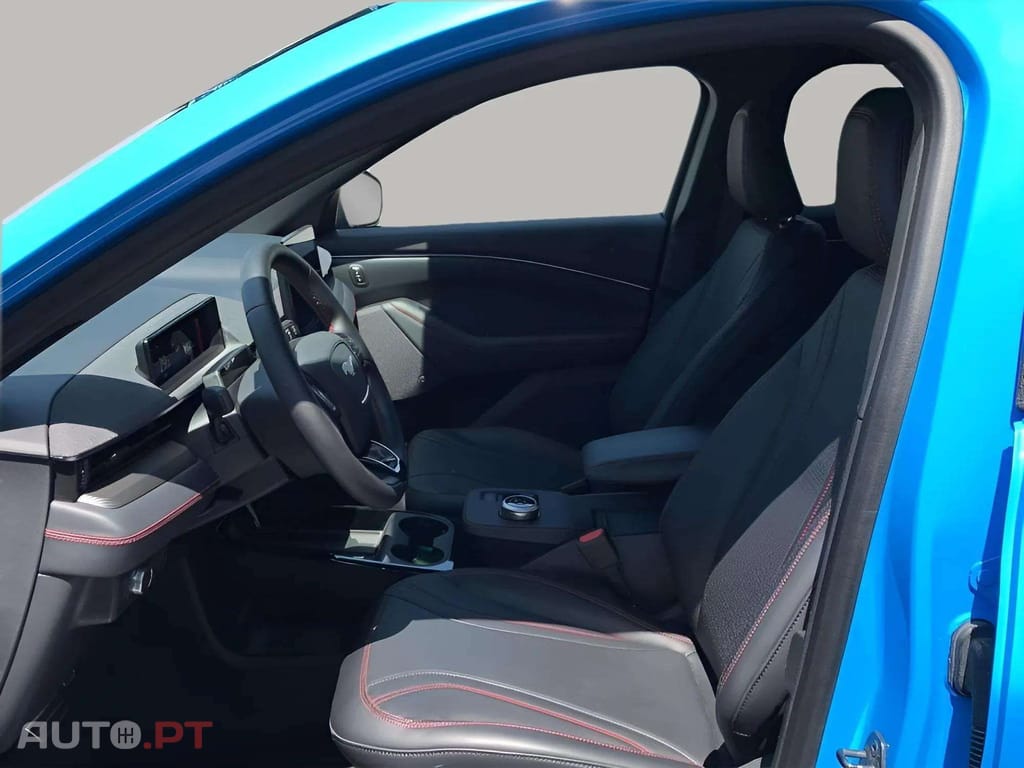 Ford Mustang Mach-E I.V.A DEDUTÍVEL AWD
