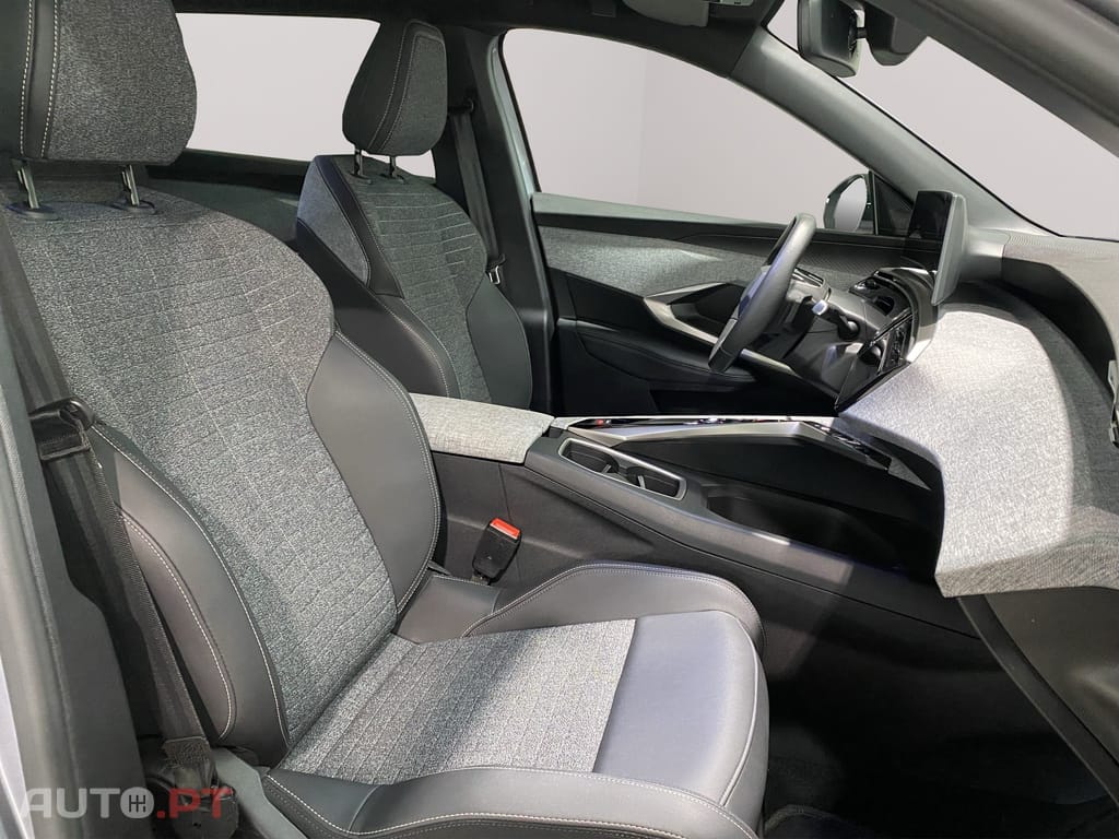 Peugeot 5008 1.2 Hybrid Allure e-DCS6