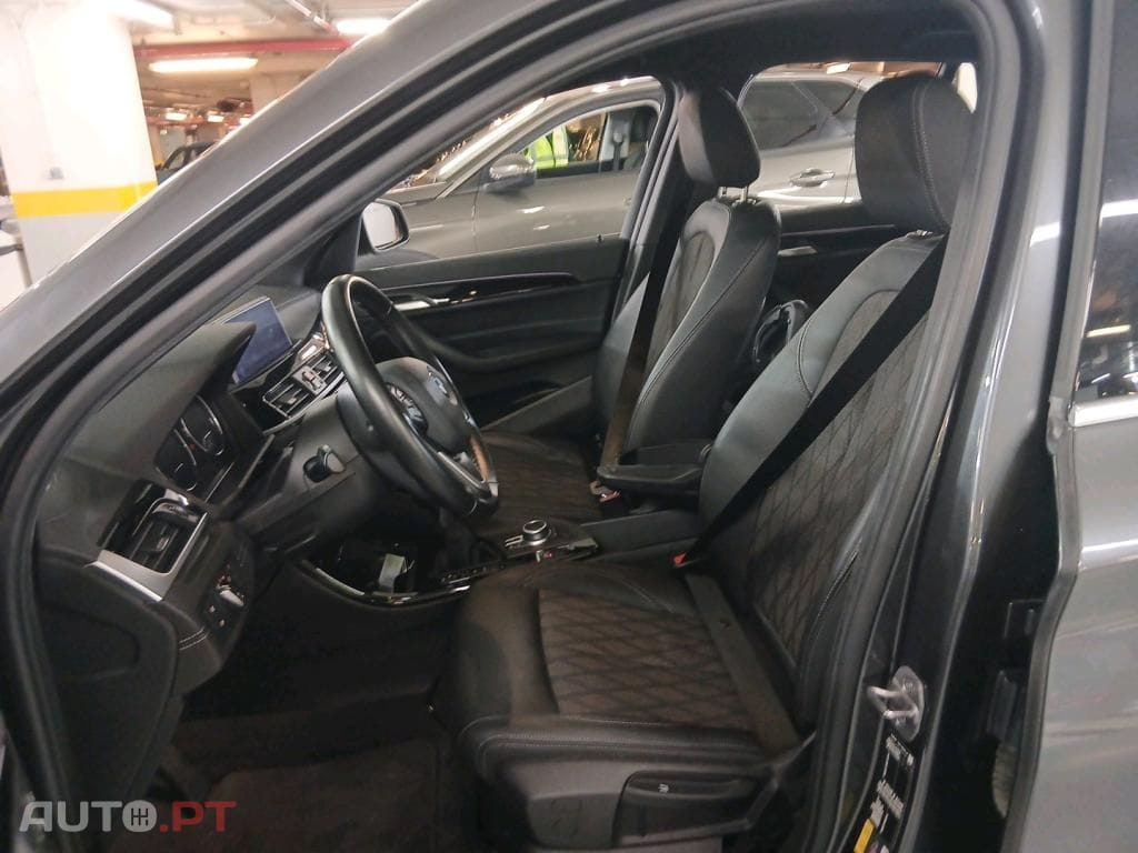 BMW X1 25 e xDrive xLine
