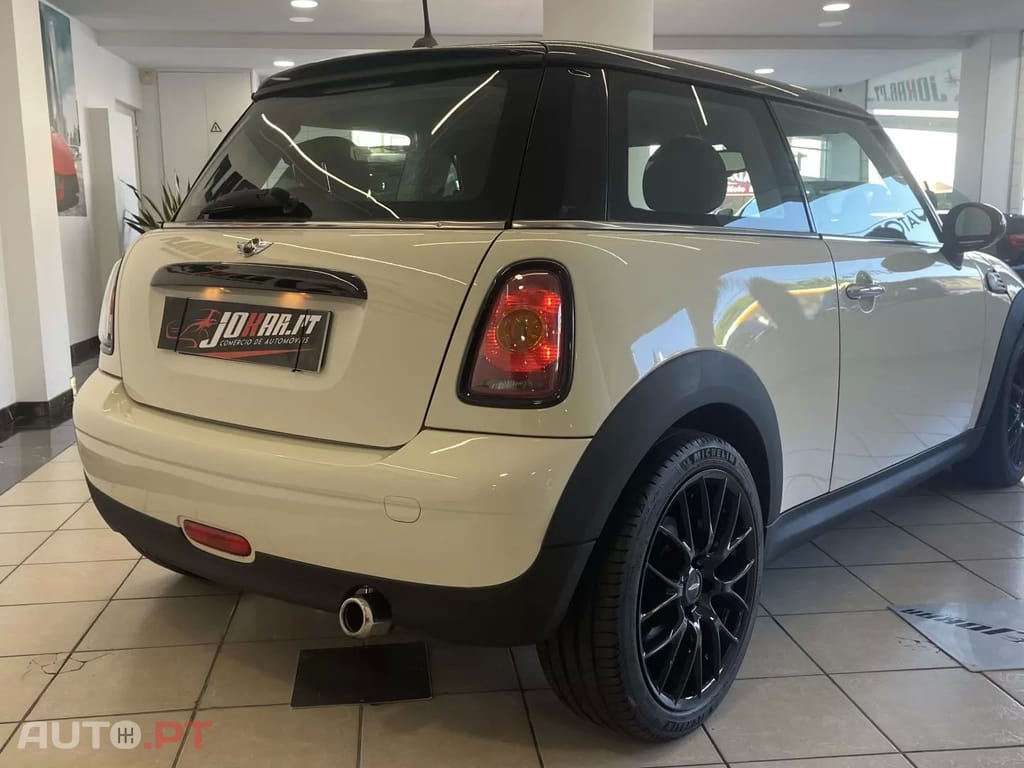 MINI One D - Black Details JLL 17