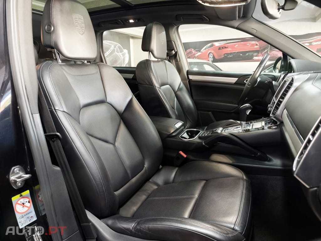 Porsche Cayenne S Hybrid