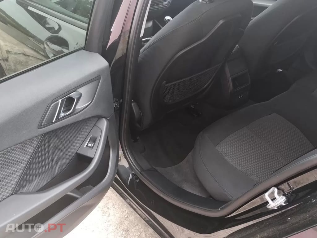 BMW 116 d Advantage — fotografia 14