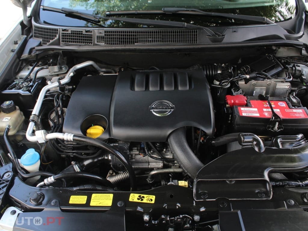 Nissan Qashqai 2.0 dCi Tekna Sport 17