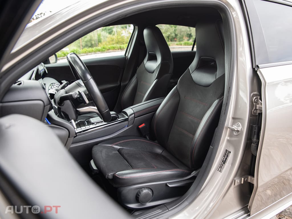 Mercedes-Benz A 180 D AMG Line Auto