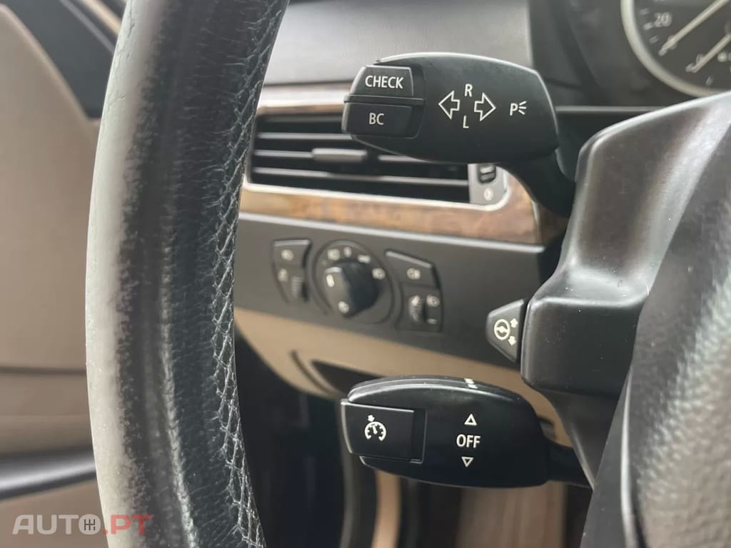 BMW 530 DA SPORT LOOK M (NACIONAL)