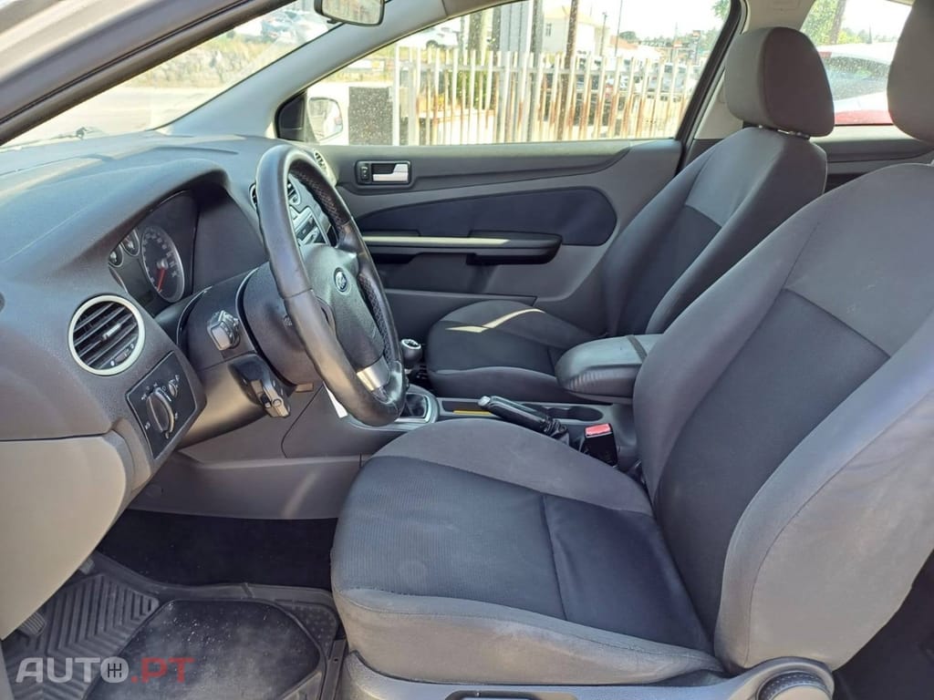 Ford Focus 1.4 16V Sport