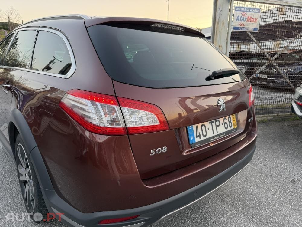 Peugeot 508 RXH 2.0 HDi Hybrid4 2-Tronic 104g