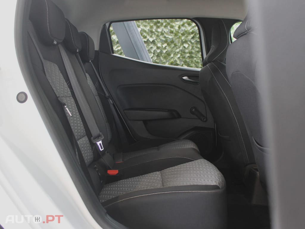 Renault Clio 1.0 TCe Limited Bi-Fuel