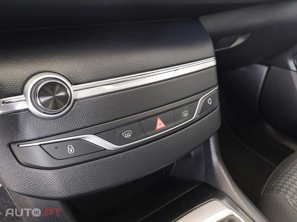 Peugeot 308 1.5 BlueHDi Business Line