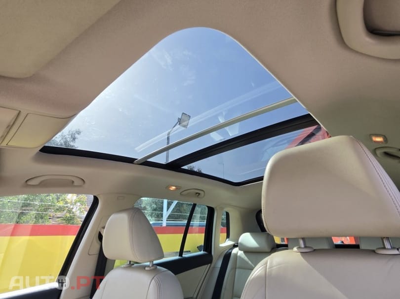 Volkswagen Tiguan 1.4 TSI Sport 4Motion